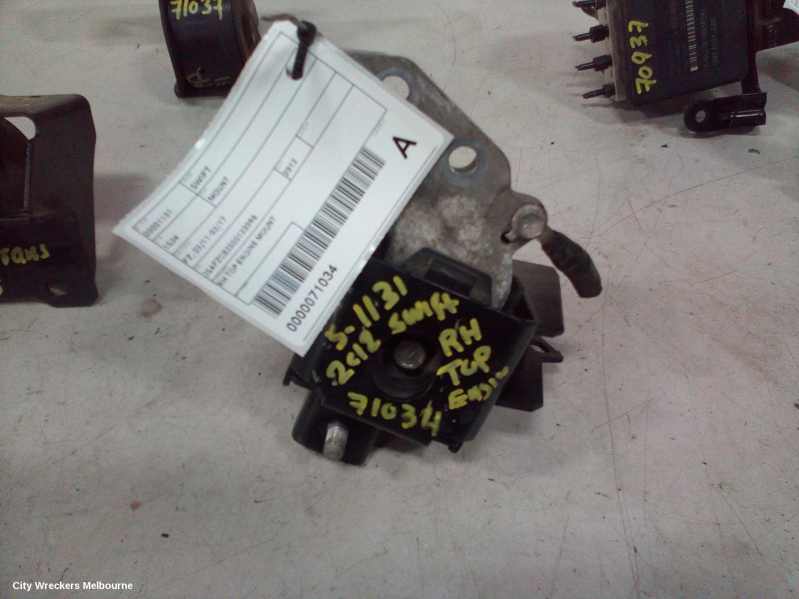 SUZUKI SWIFT 2012 Mount
