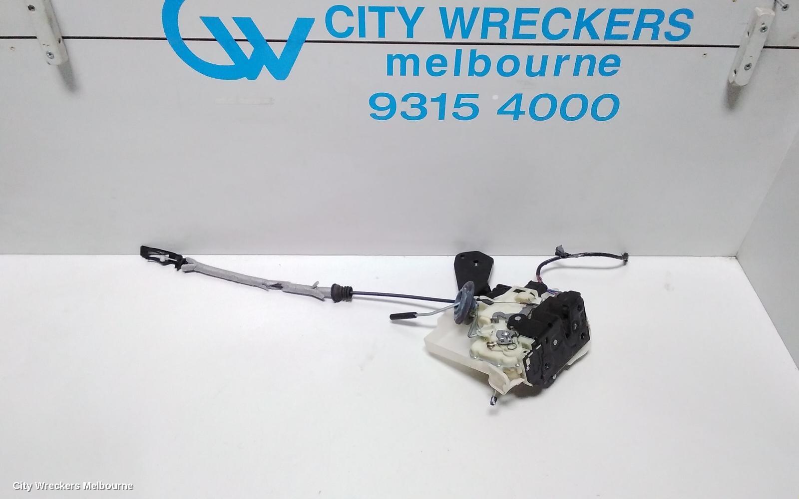 VOLKSWAGEN TRANSPORTER 2016 Door/Boot/Gate Lock