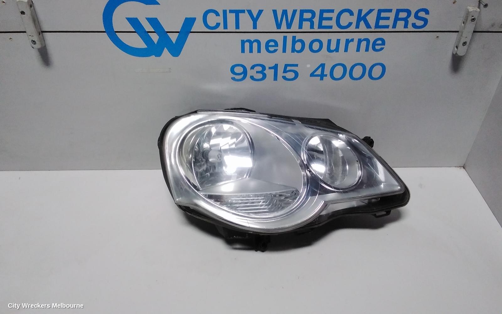 VOLKSWAGEN POLO 2008 Right Headlamp