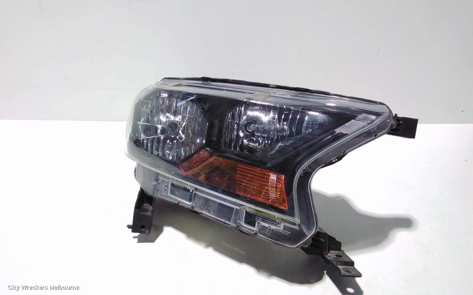 FORD RANGER 2015 Right Headlamp