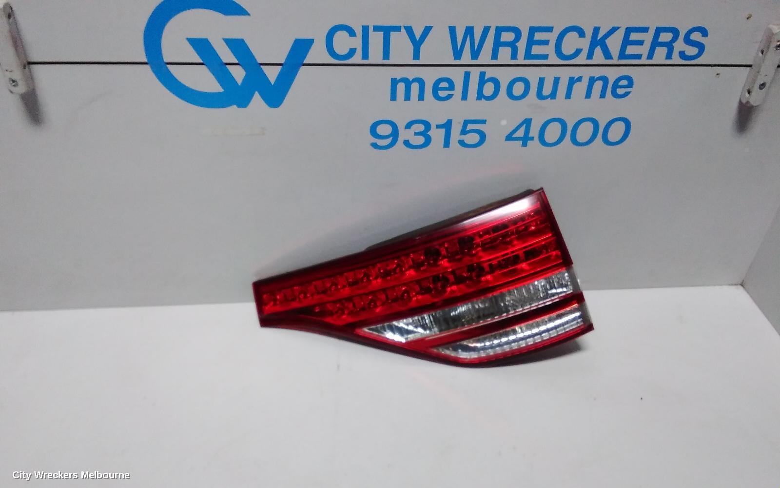 TOYOTA TARAGO 2006 Rear Garnish