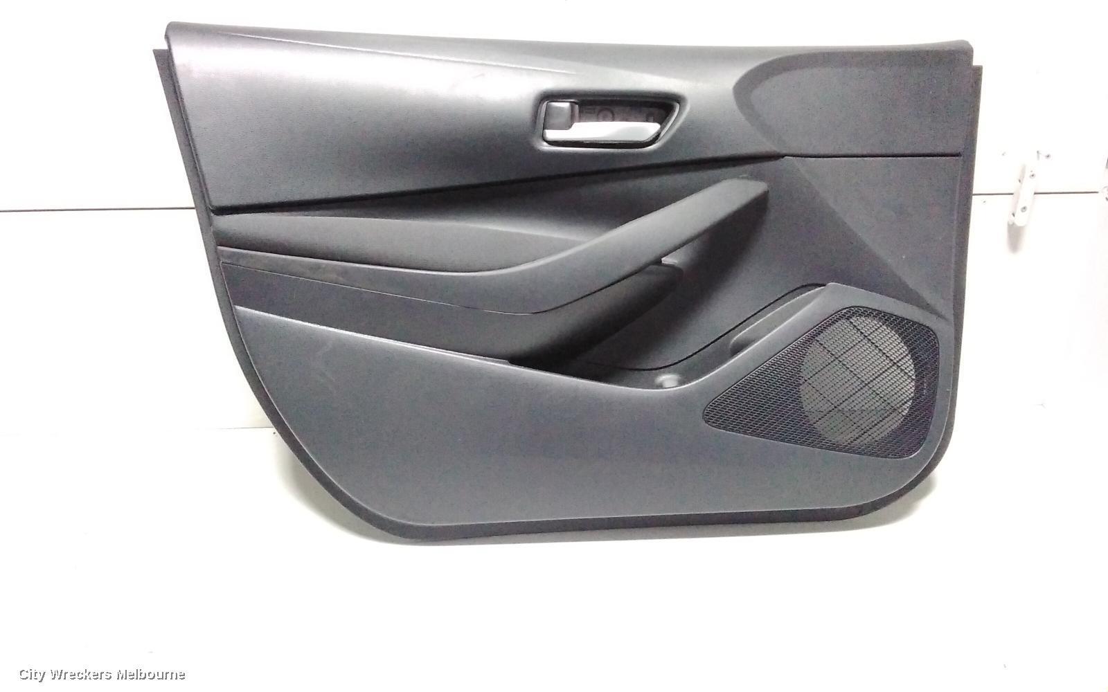 TOYOTA COROLLA 2020 Door Trim