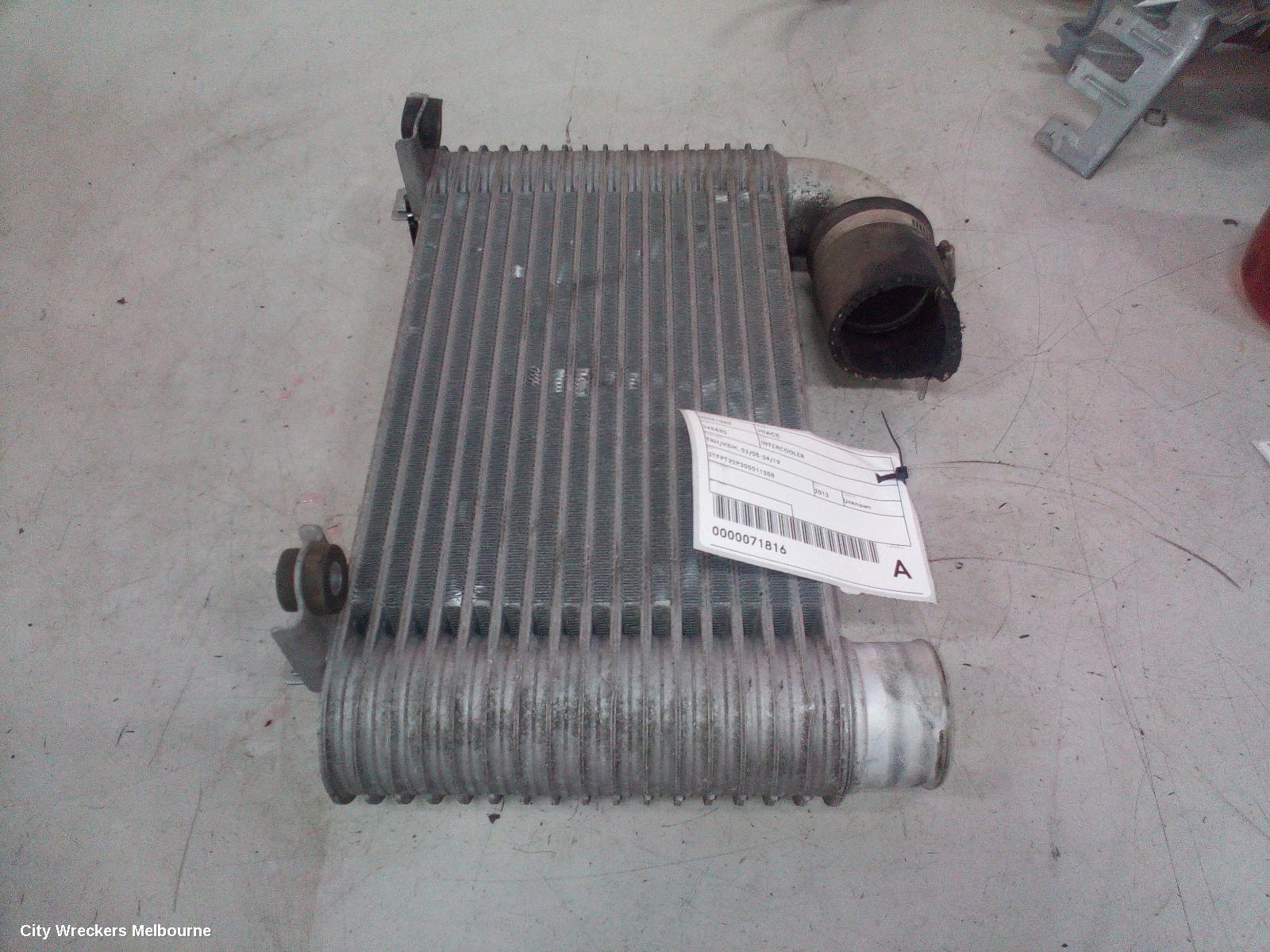 TOYOTA HIACE 2013 Intercooler