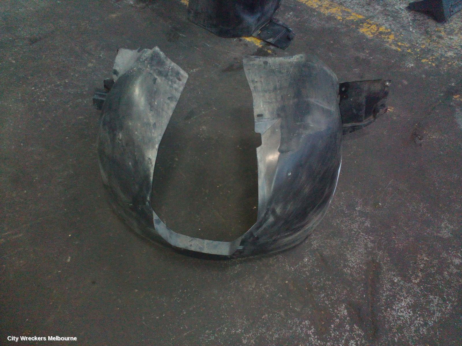 HOLDEN CRUZE 2011 Right Guard Liner
