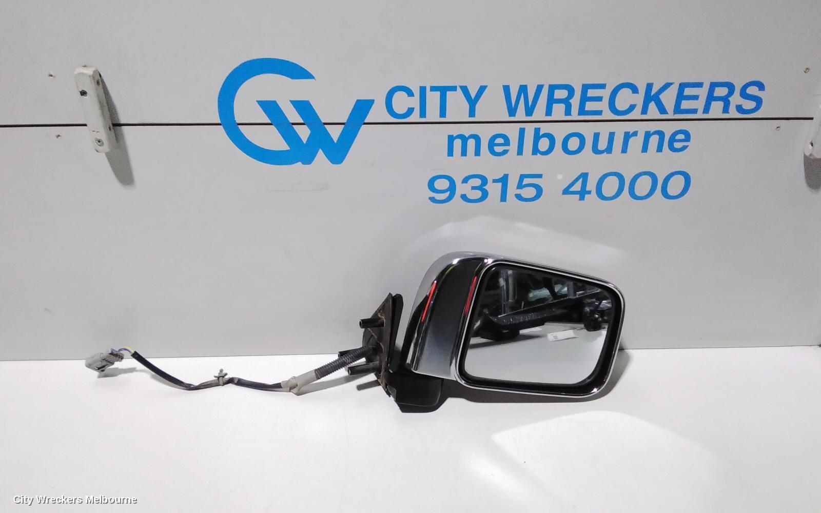 NISSAN NAVARA 2011 Right Door Mirror