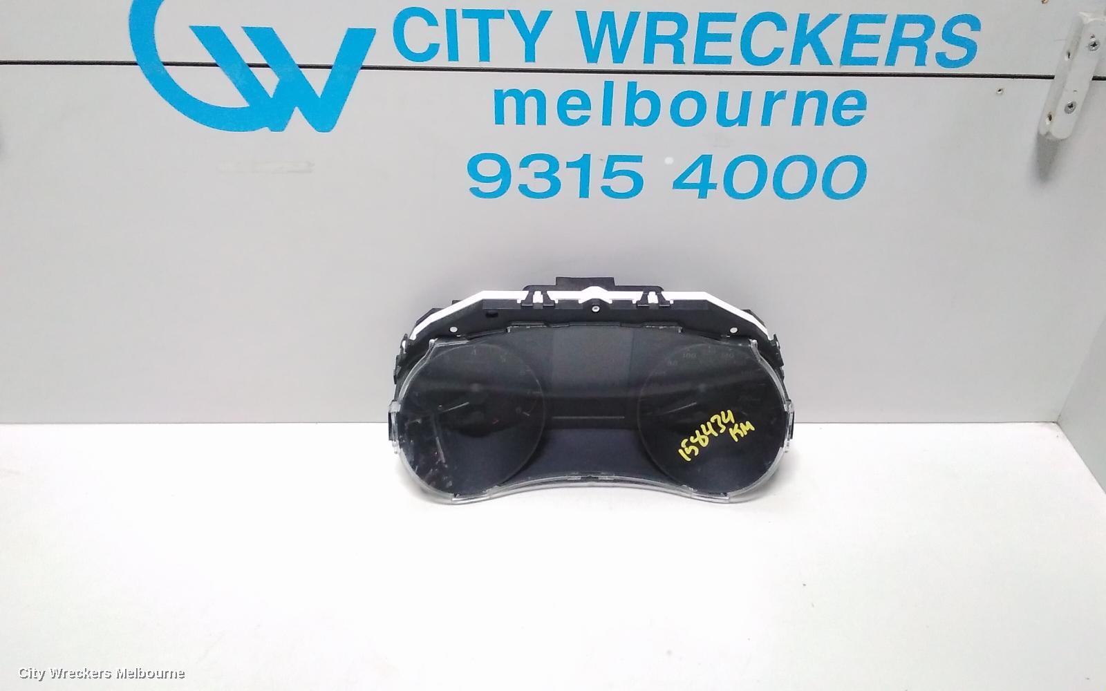 NISSAN QASHQAI 2015 Instrument Cluster