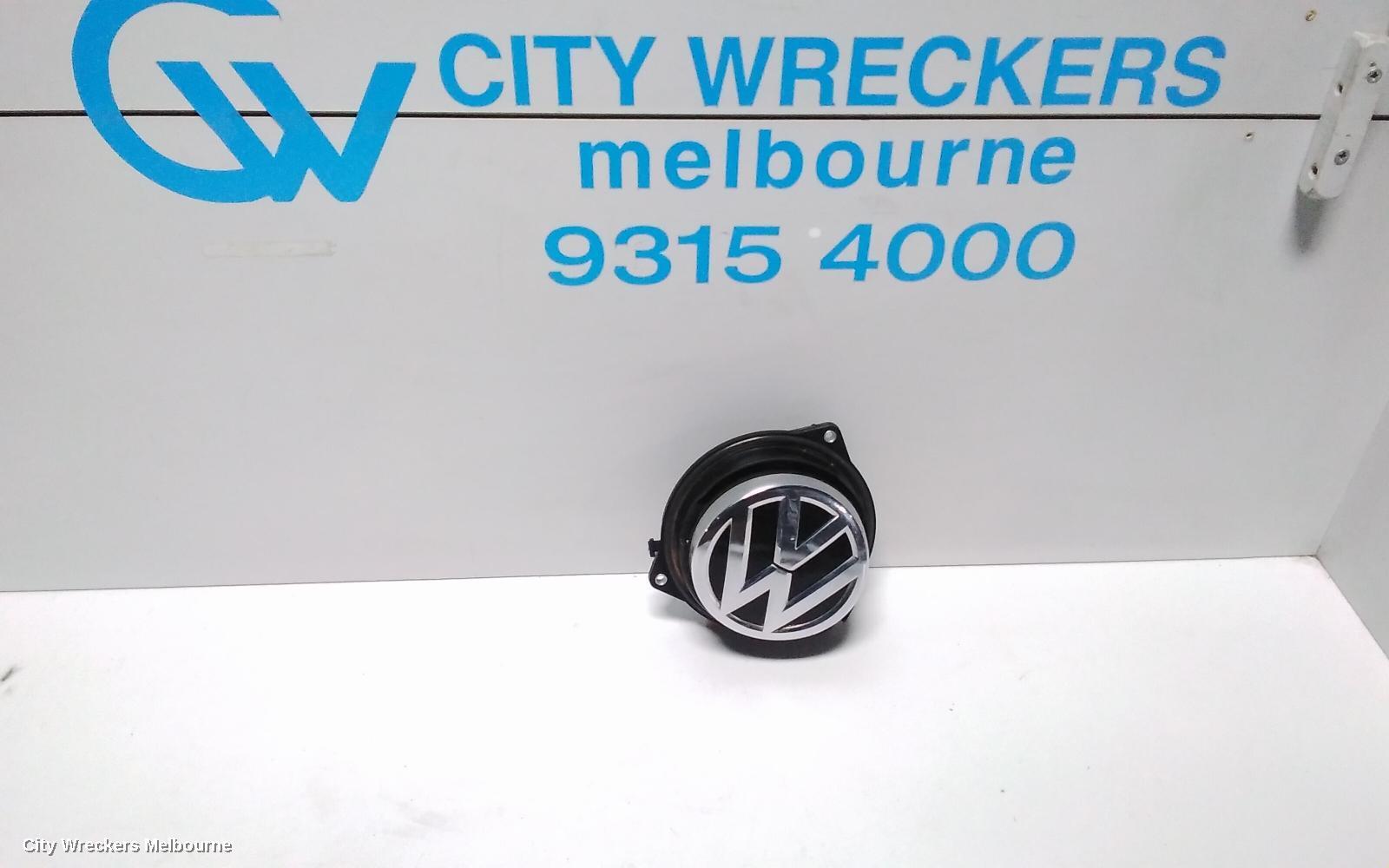VOLKSWAGEN GOLF 2015 Tailgate Handle