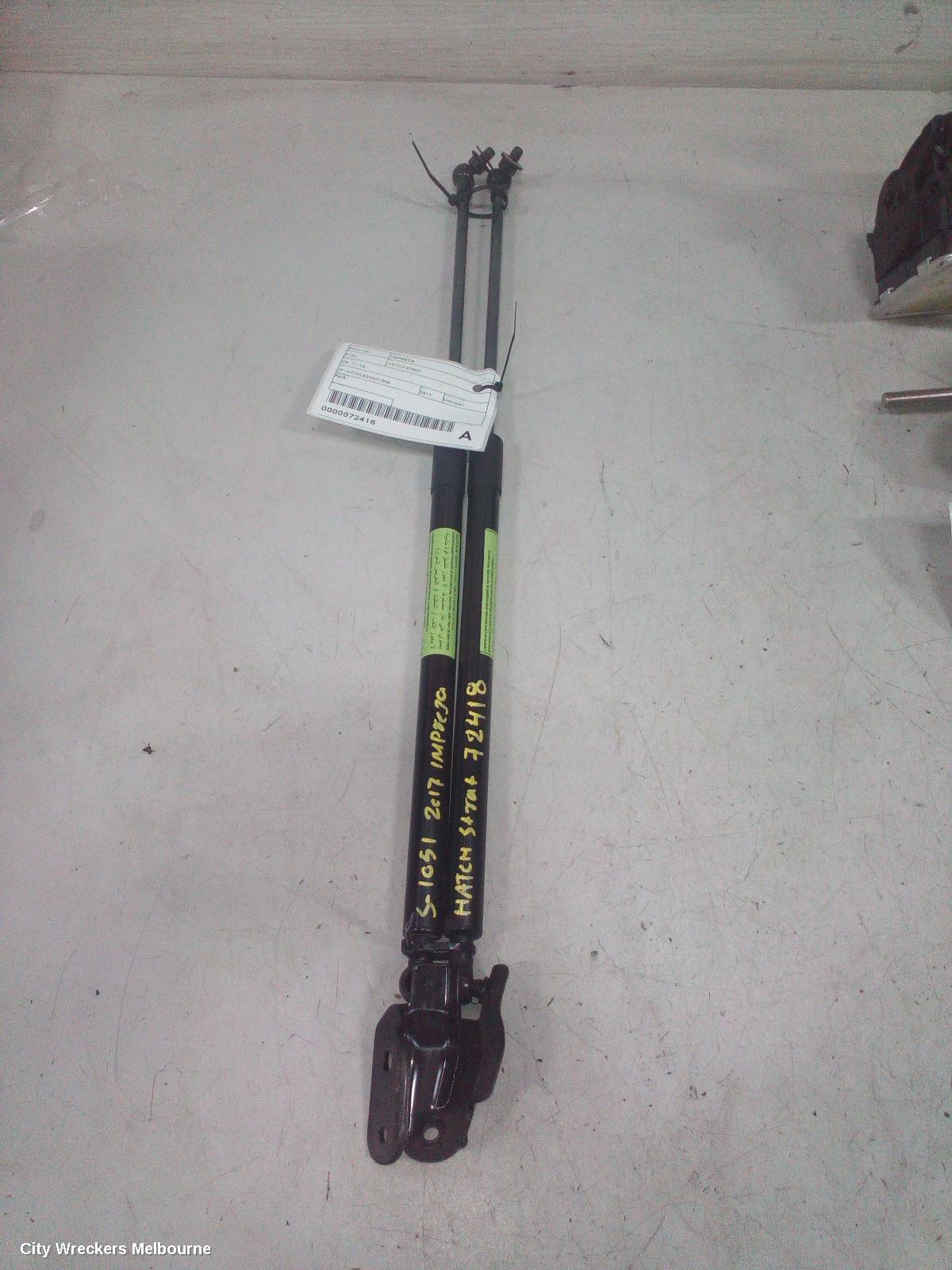 SUBARU IMPREZA 2017 Hatch Strut