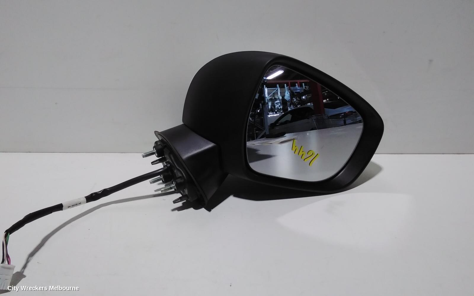 SUZUKI BALENO 2020 Right Door Mirror