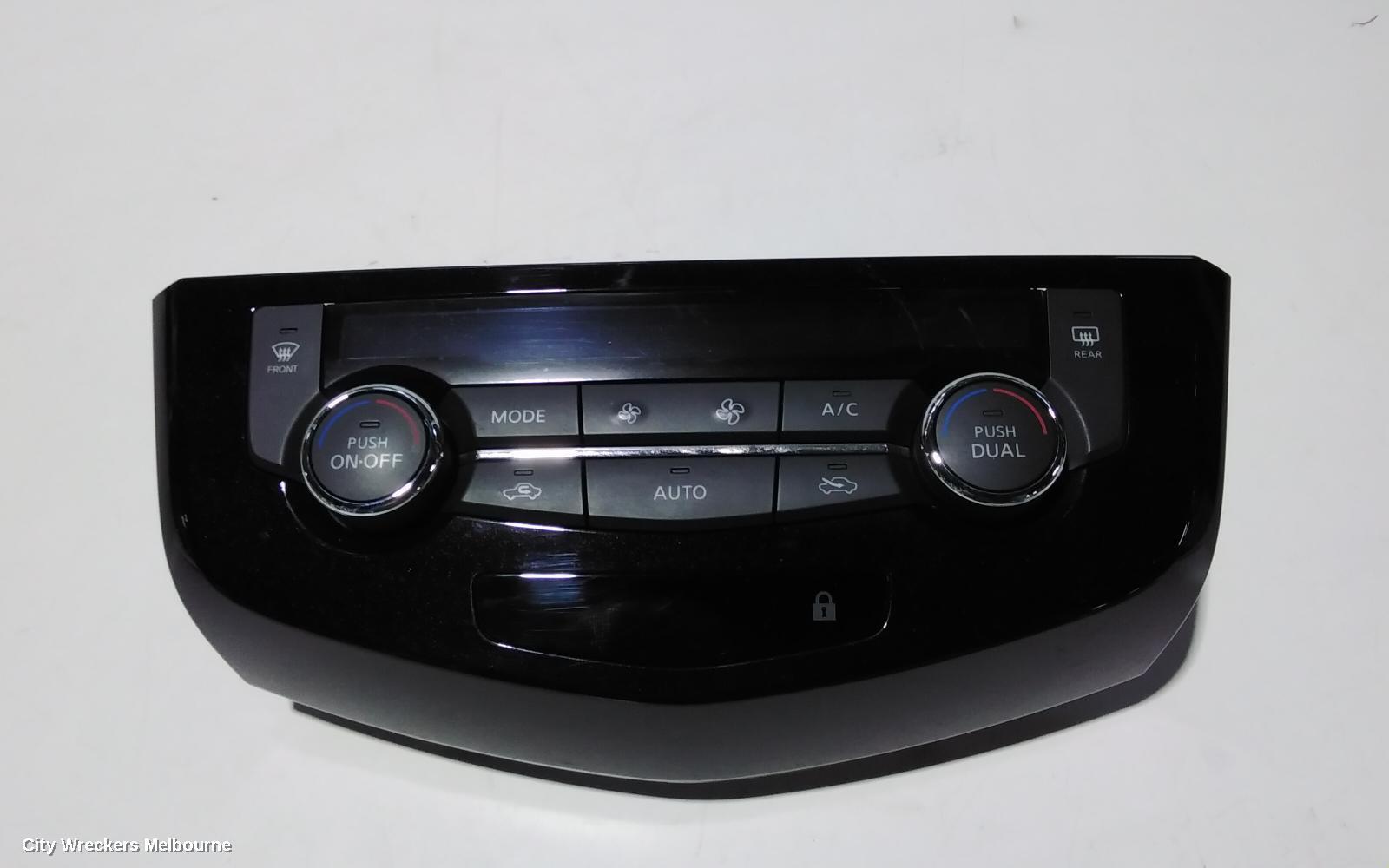 NISSAN QASHQAI 2015 Heater/Ac Controls