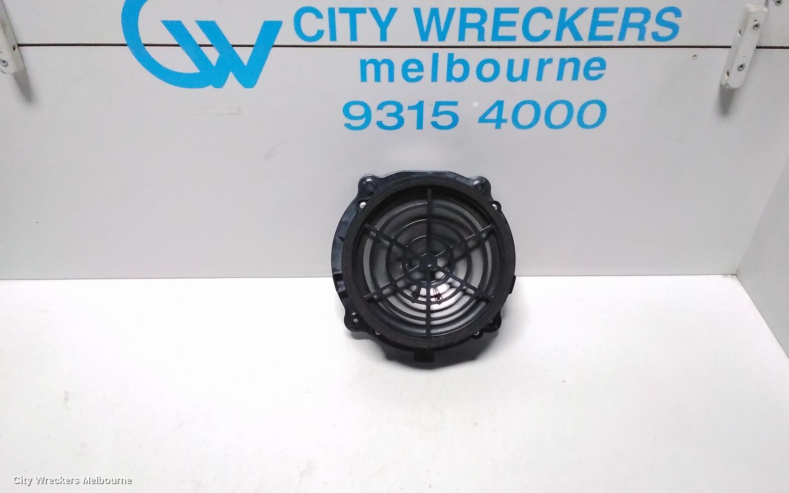 AUDI Q7 2008 SPEAKER