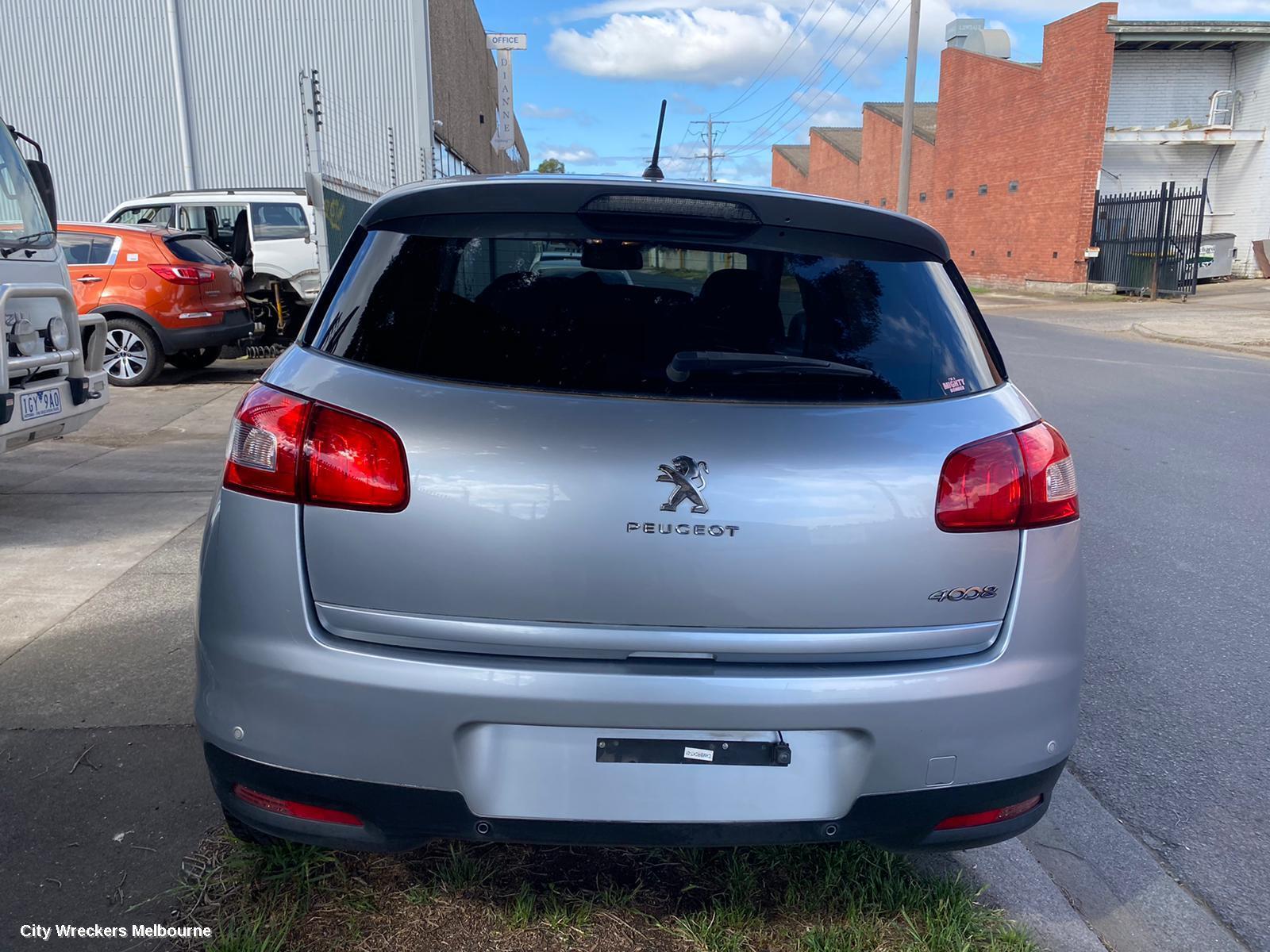 PEUGEOT 4008 2012 Rear Spoiler