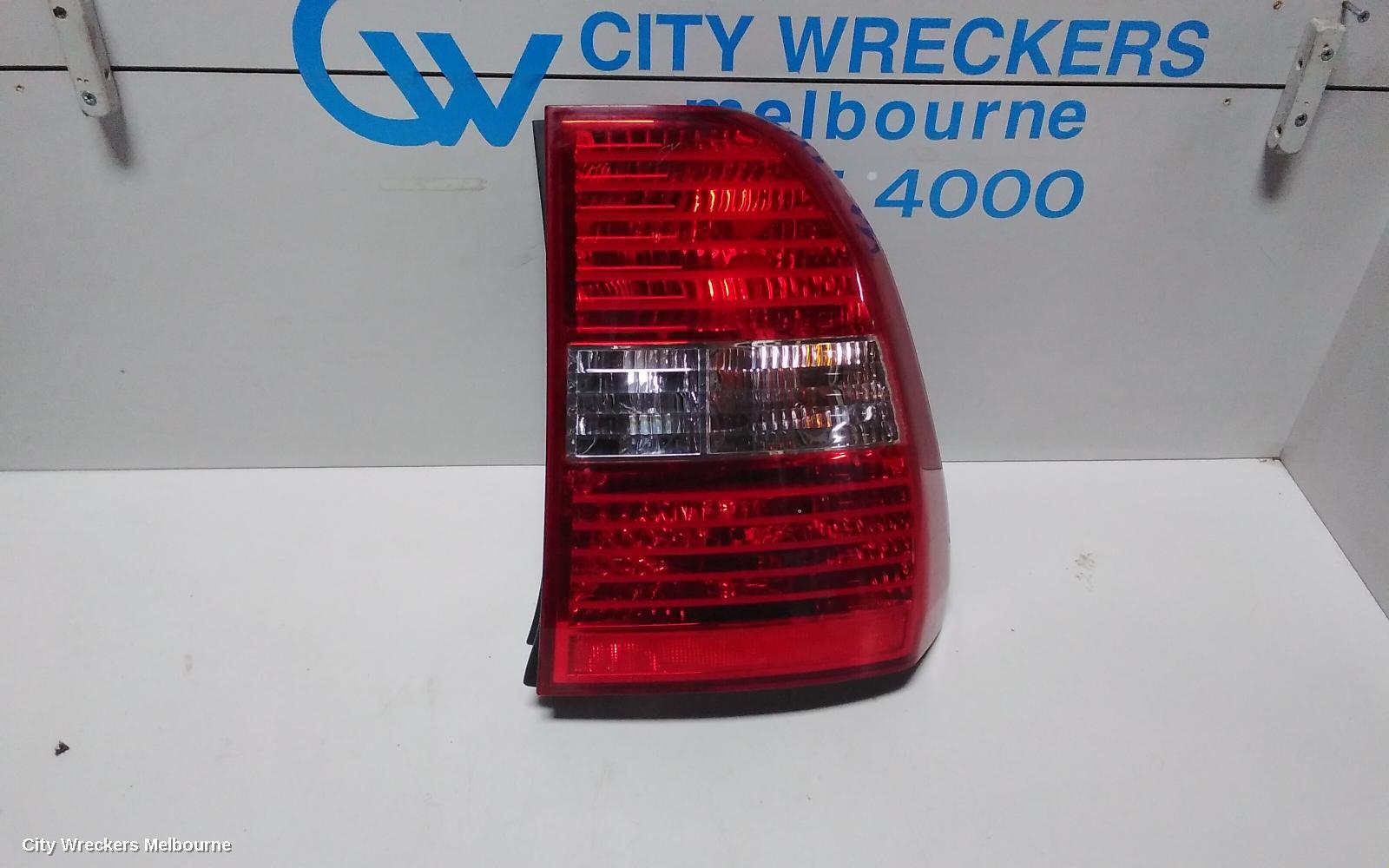 KIA SPORTAGE 2005 Right Taillight
