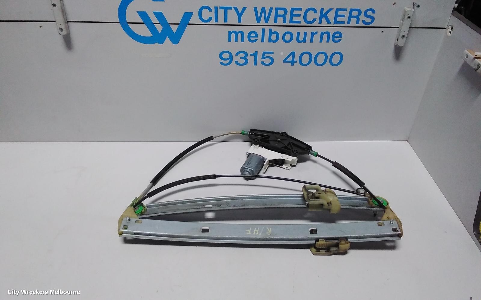 AUDI Q5 2010 Right Front Window Reg/Motor