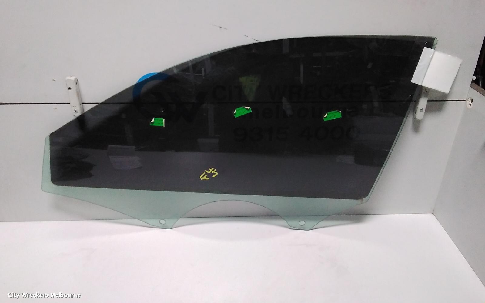 AUDI A1 2013 Left Front Door Window