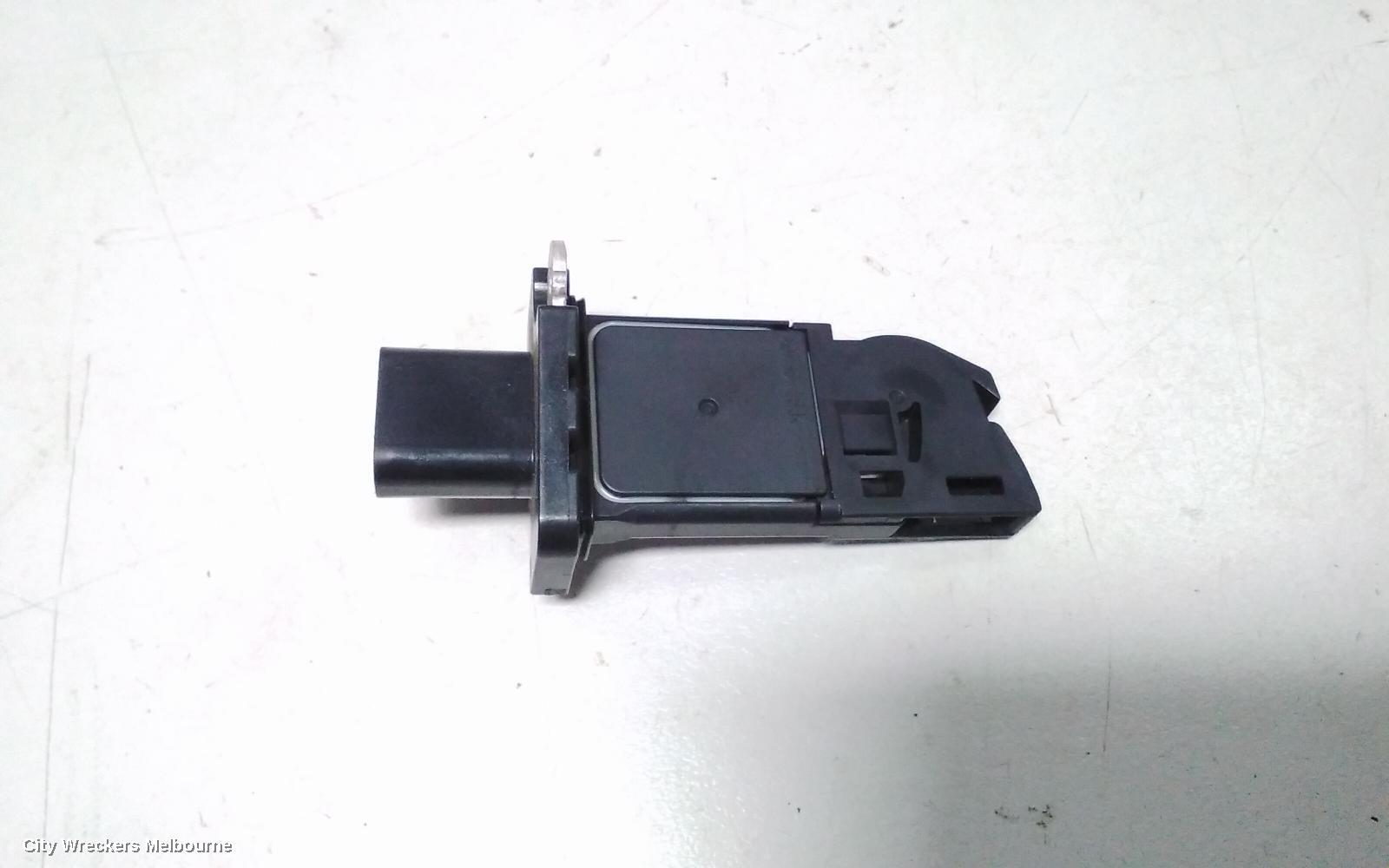 LAND ROVER RANGEROVER EVOQUE 2013 Air Flow Meter