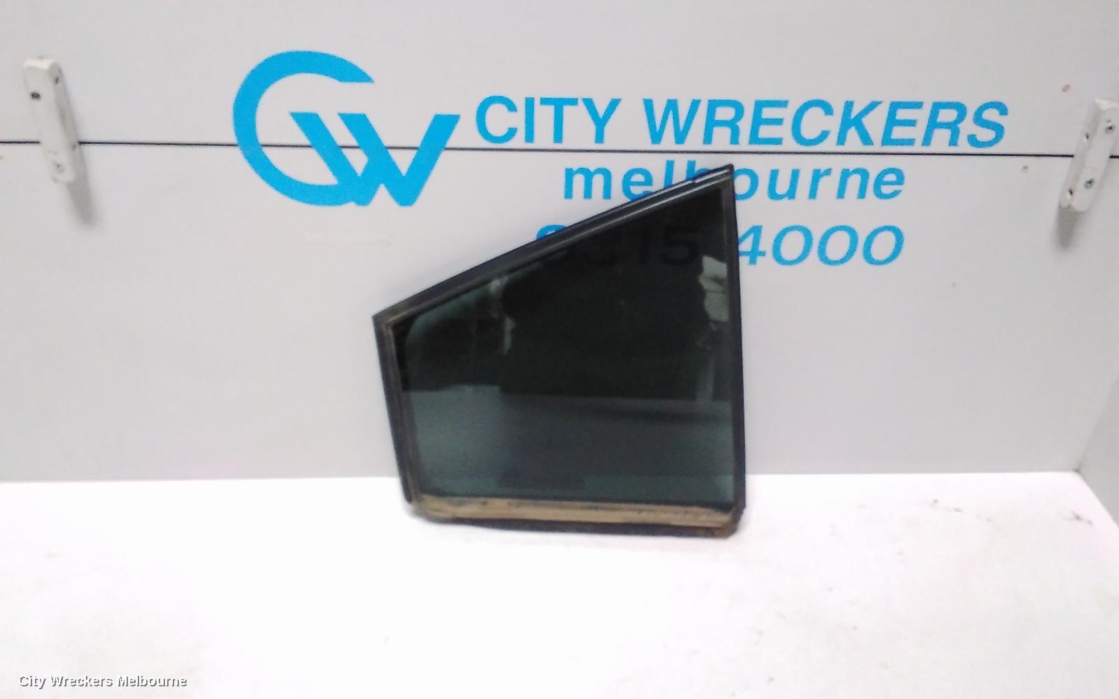 SUBARU LIBERTY 2016 Right Rear 1/4 Door Glass