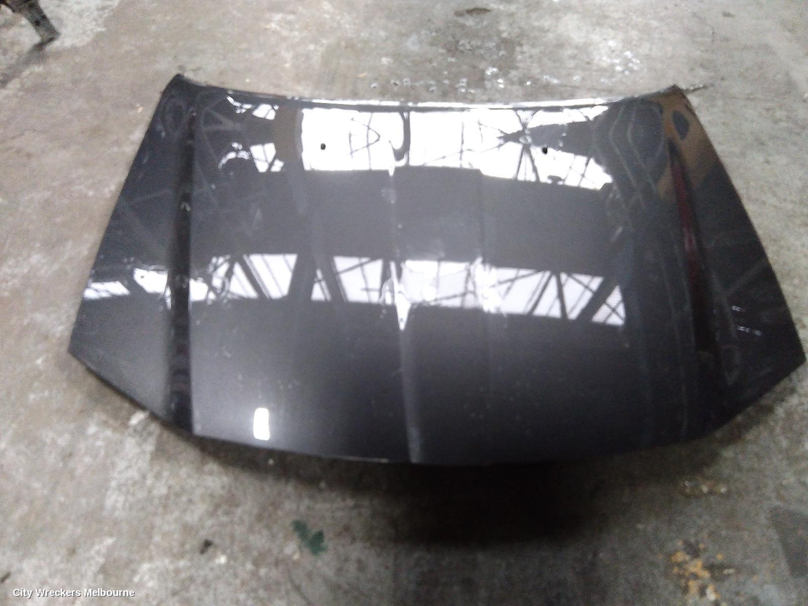 CHRYSLER 300C 2014 Bonnet