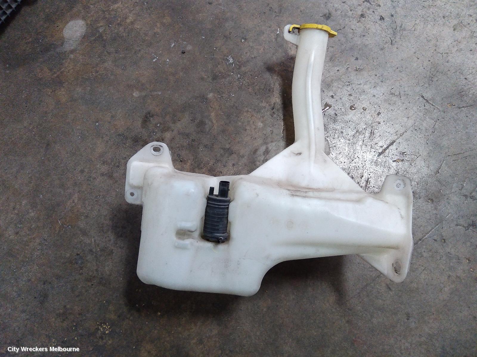 CHRYSLER 300C 2014 Washer Bottle