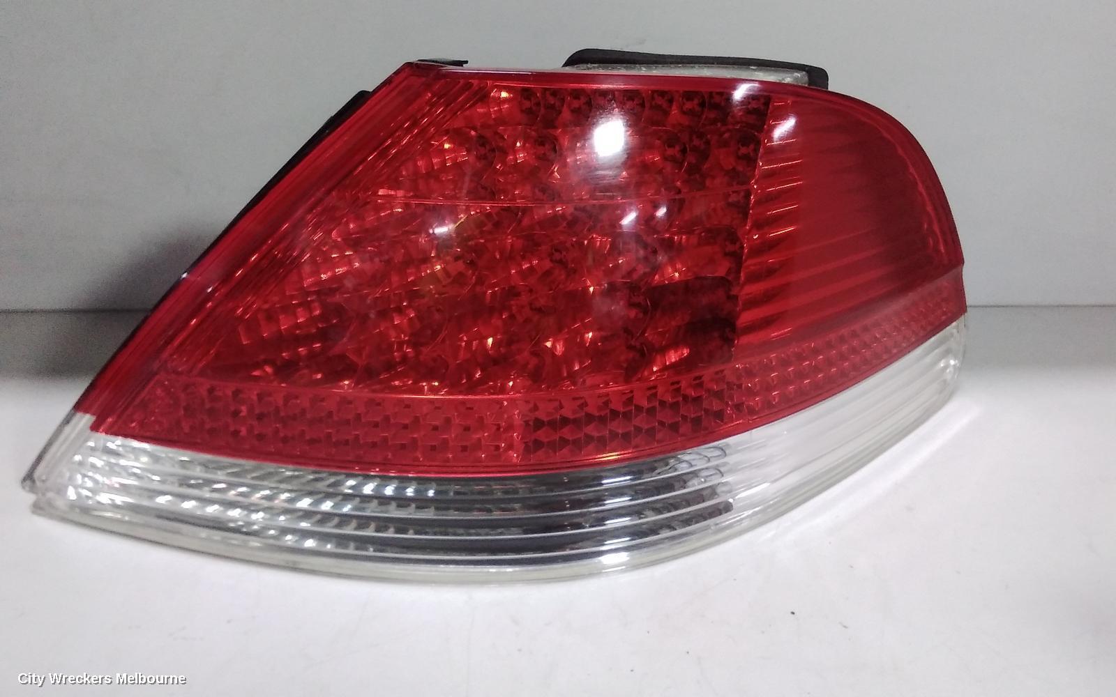 BMW 7 SERIES 2005 Right Taillight