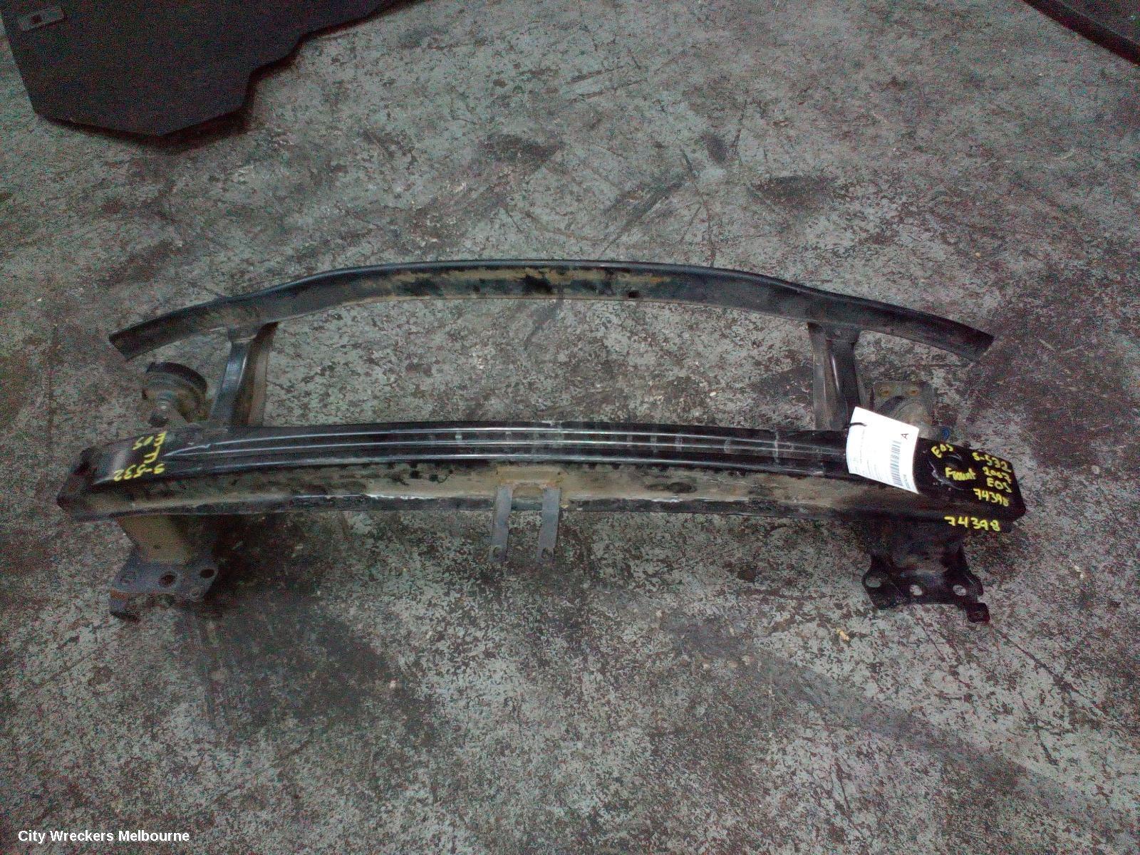VOLKSWAGEN EOS 2007 F/Bar Reinforc/Brack