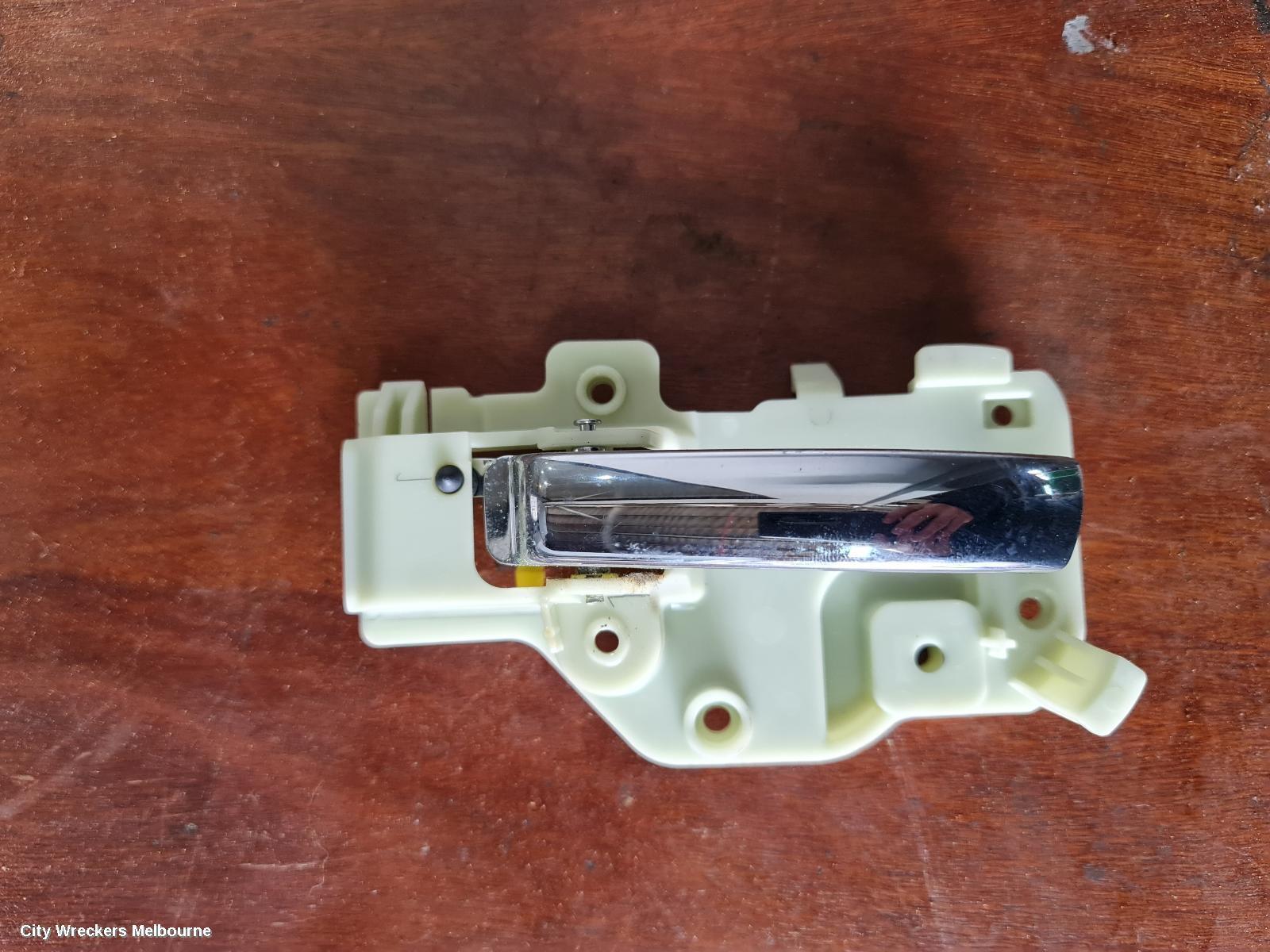 JEEP COMPASS 2014 Door Handle