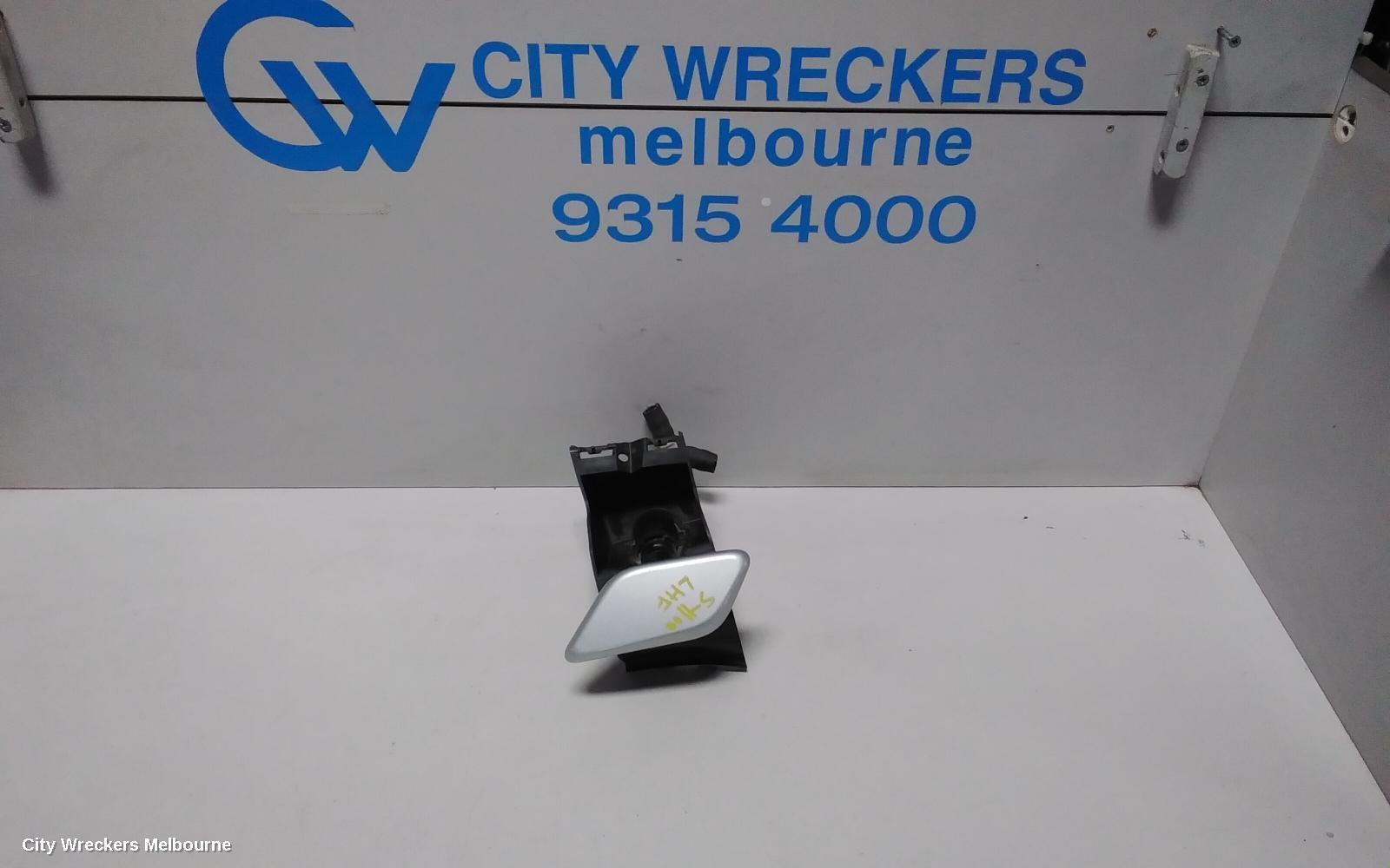 VOLKSWAGEN TIGUAN 2010 Washer Jet