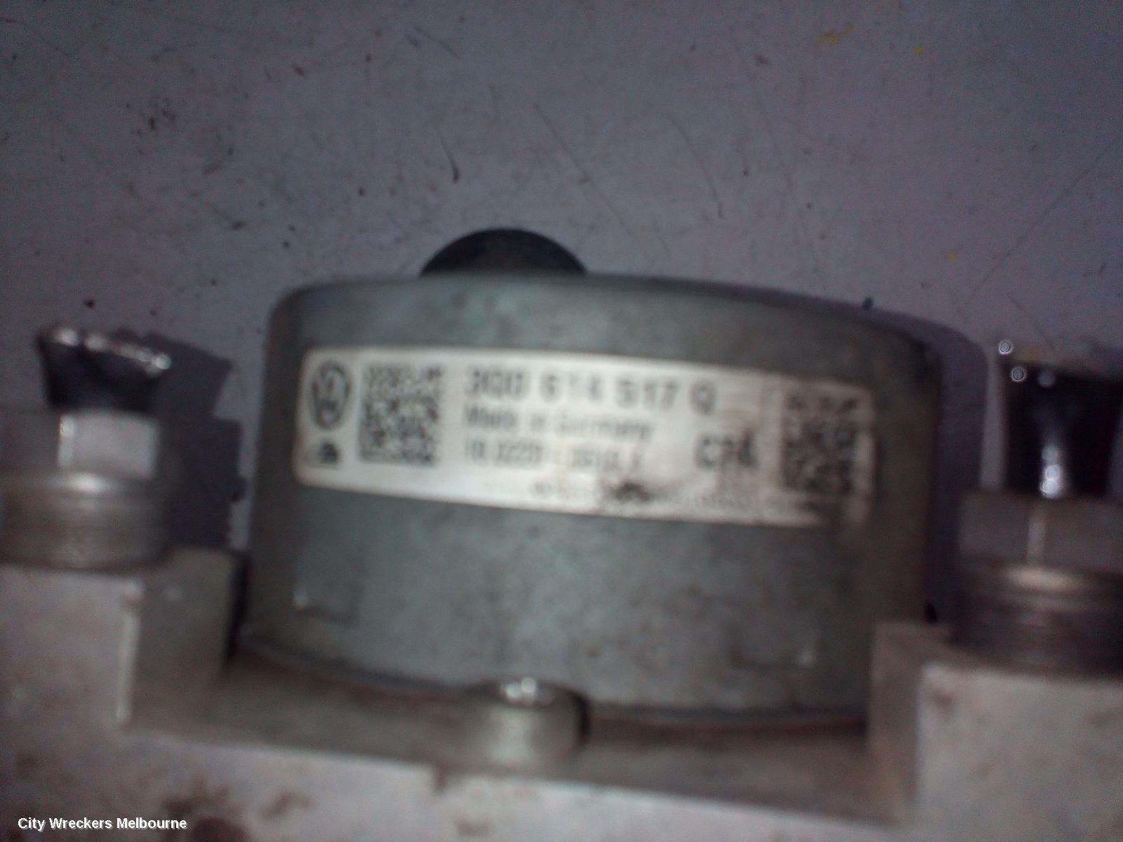 VOLKSWAGEN GOLF 2015 Abs Pump/Modulator
