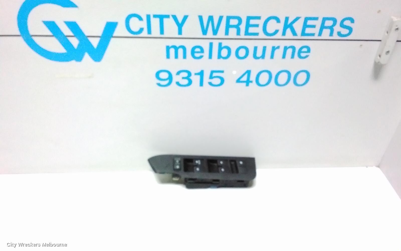 HOLDEN CAPTIVA 2017 Pwr Dr Wind Switch