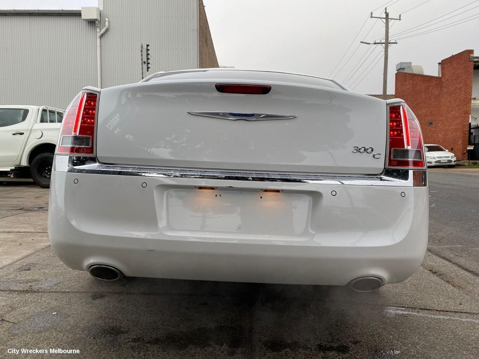 CHRYSLER 300C 2014 Misc