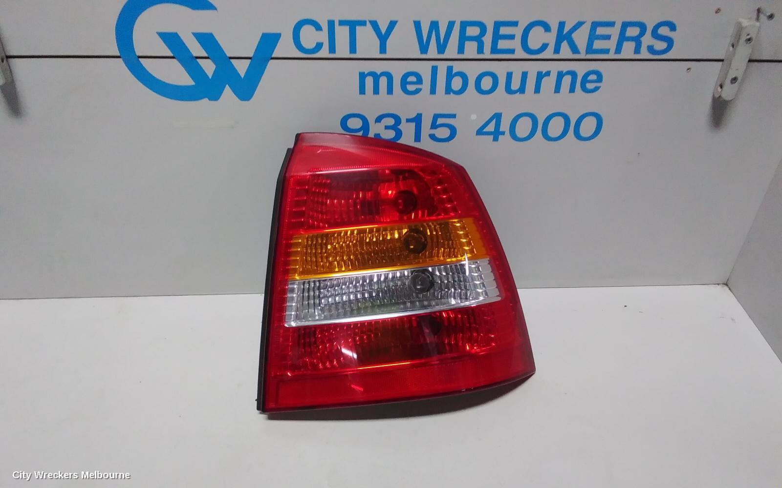 HOLDEN ASTRA 2003 Right Taillight