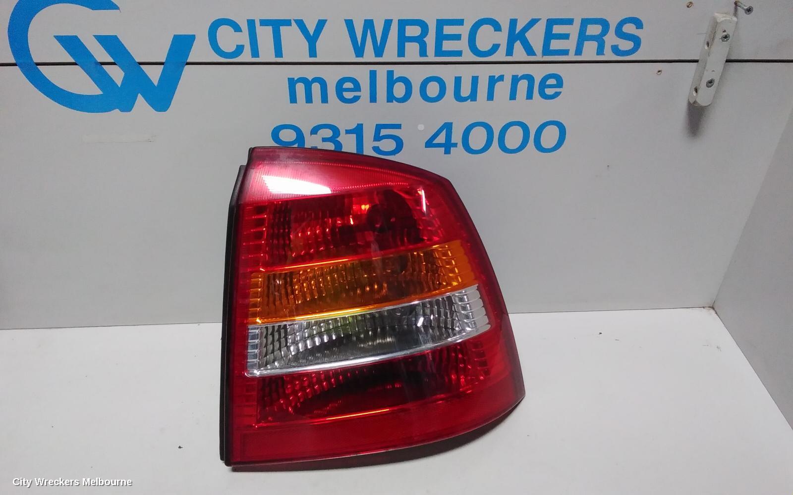 HOLDEN ASTRA 2003 Right Taillight