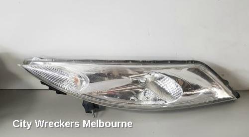 NISSAN JUKE 2014 Right Headlamp