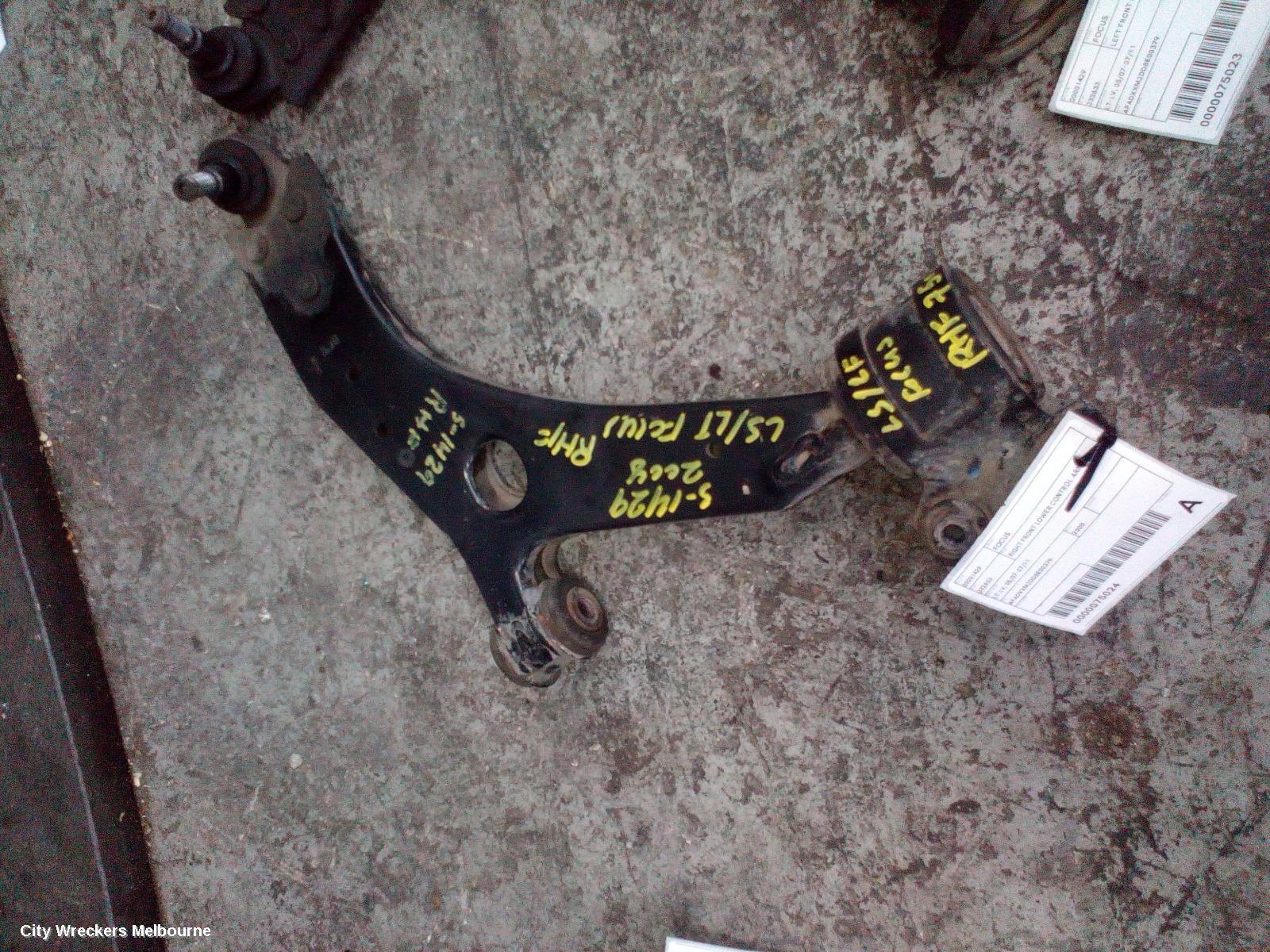 FORD FOCUS 2008 Right Front Lower Control Arm