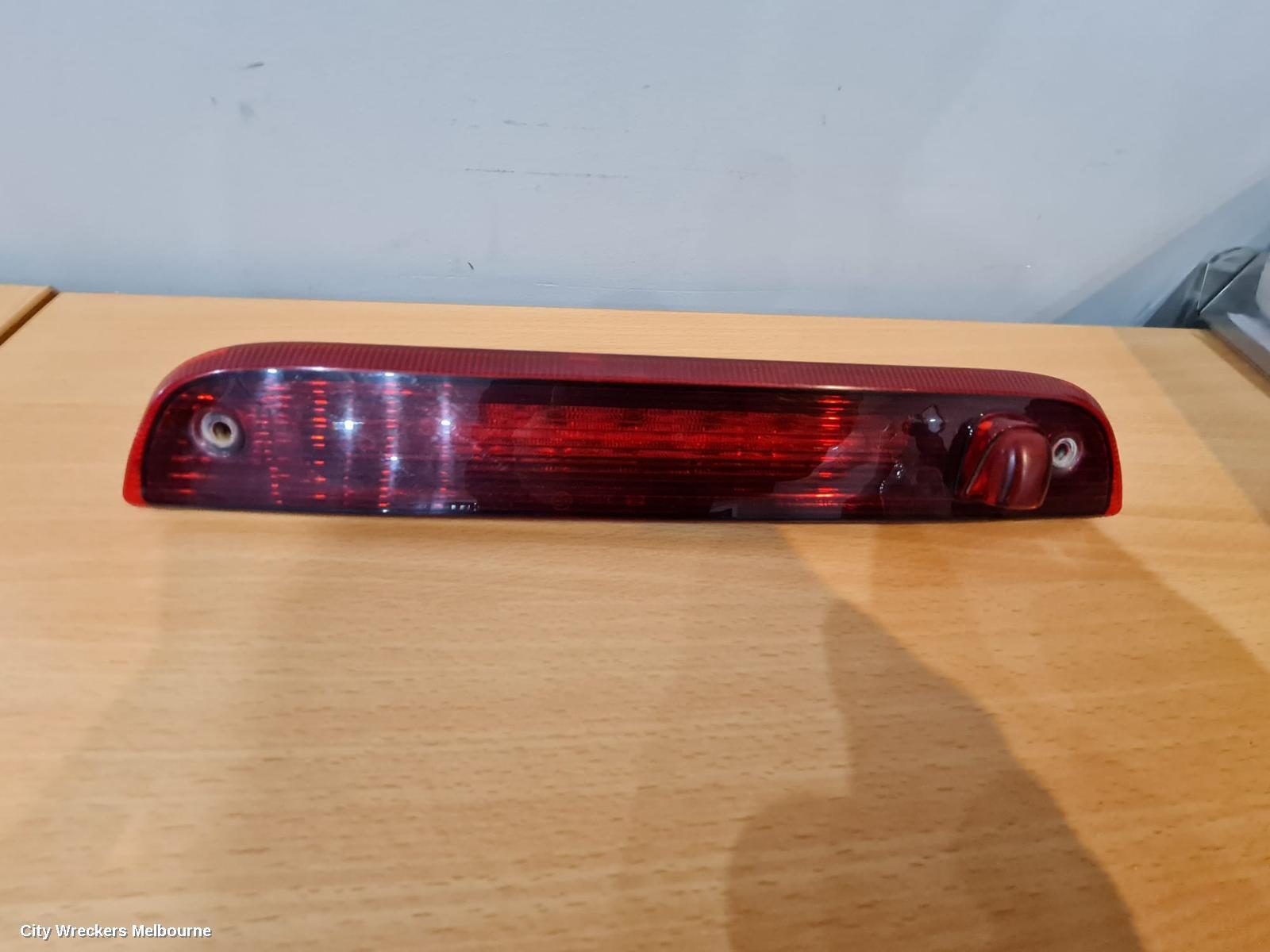 JEEP PATRIOT 2014 High Level Stoplight