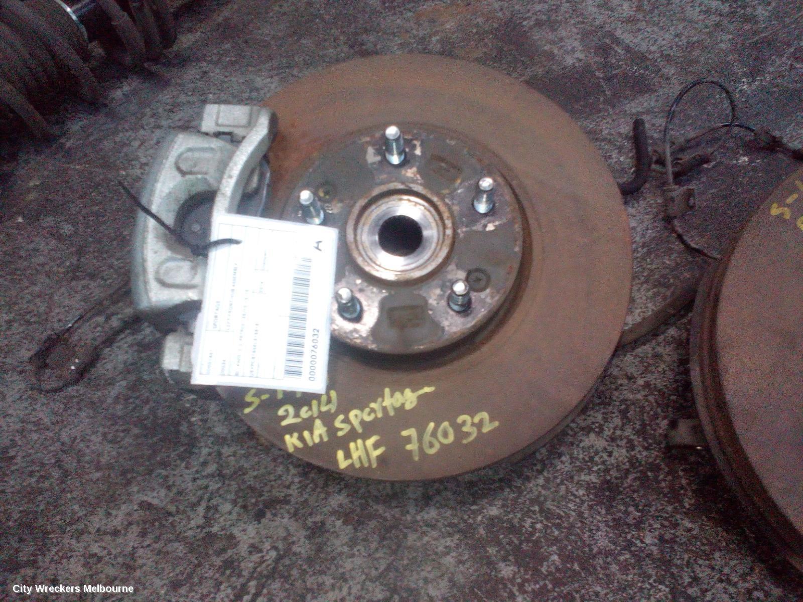 KIA SPORTAGE 2014 Left Front Hub Assembly