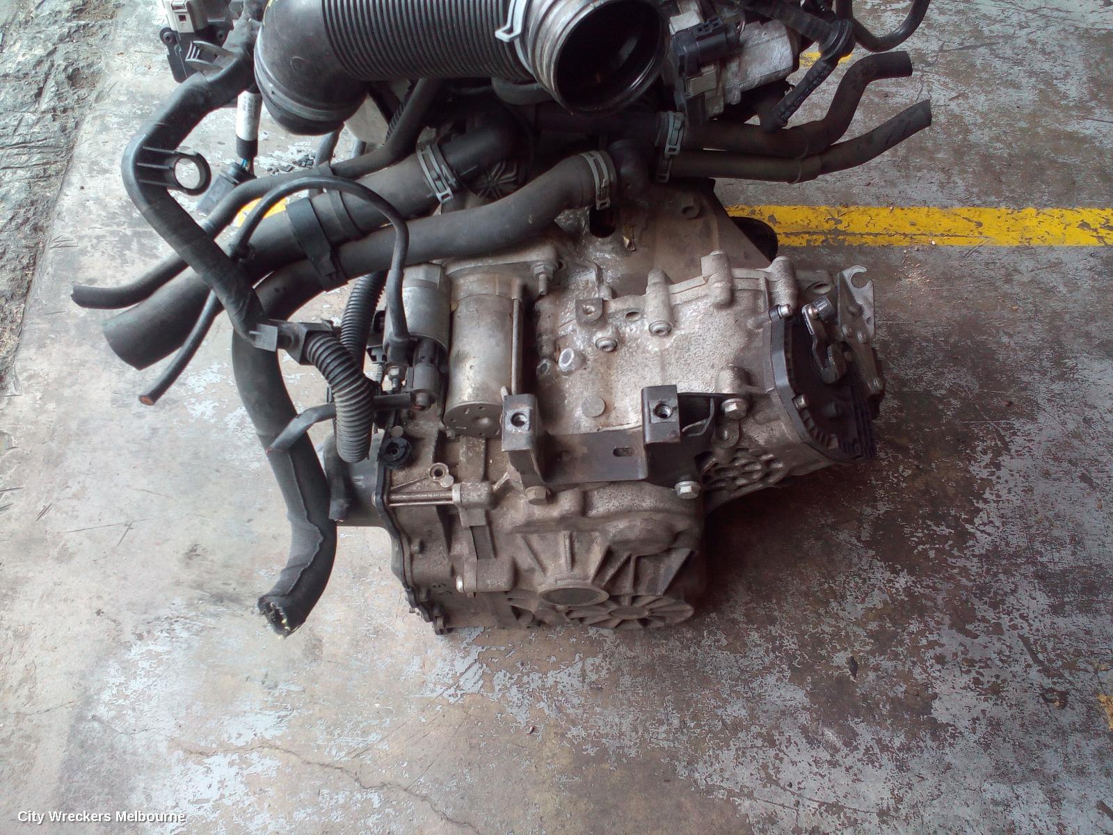 VOLKSWAGEN POLO 2010 Trans/Gearbox