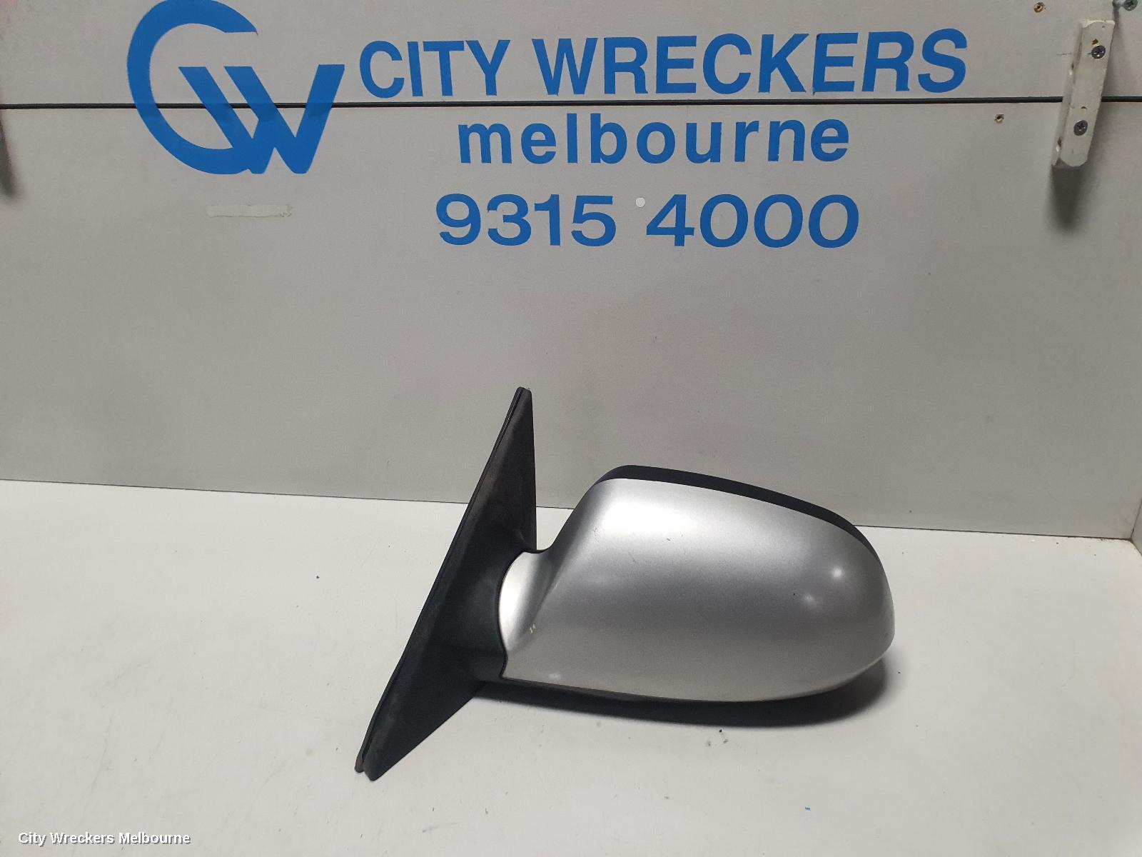 HYUNDAI ELANTRA 2001 Left Door Mirror