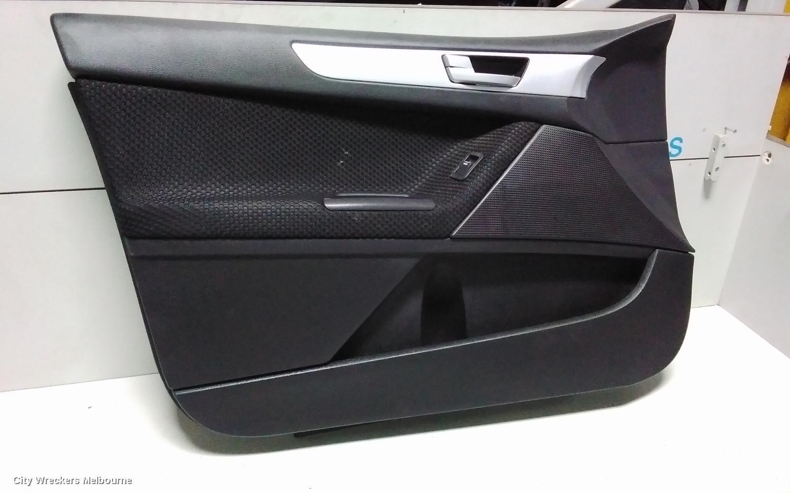 FORD FALCON 2010 Door Trim