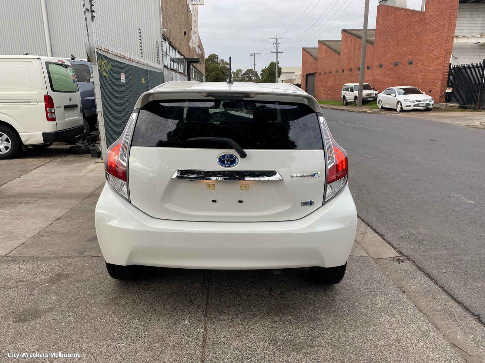 TOYOTA PRIUS 2015 Right Rear Door Window