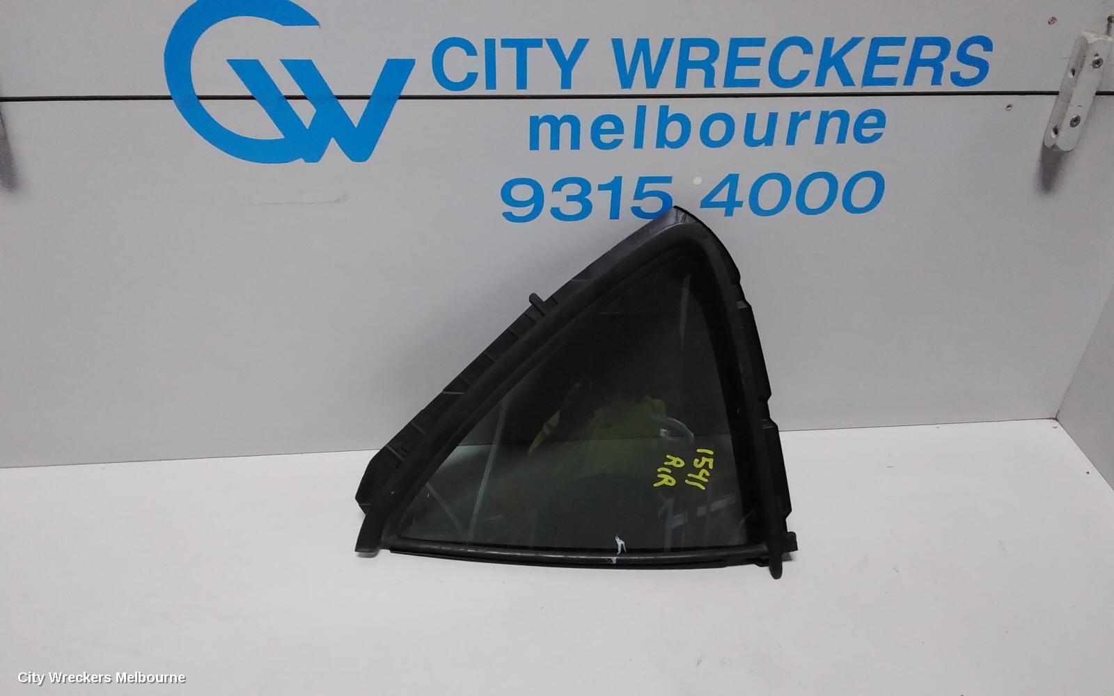 TOYOTA PRIUS 2015 Right Rear 1/4 Door Glass