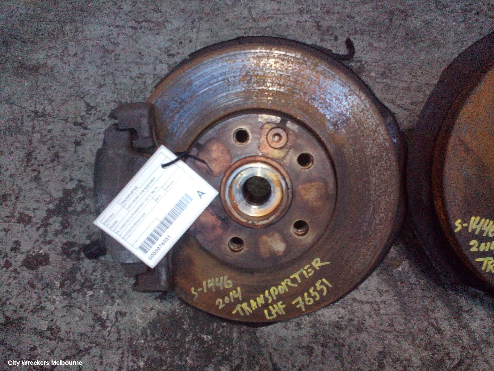 VOLKSWAGEN TRANSPORTER 2014 Left Front Hub Assembly
