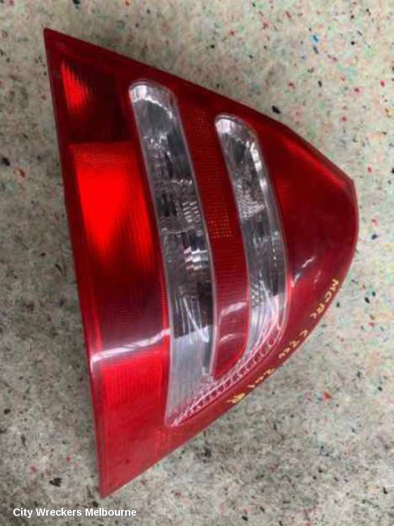 MERCEDES C CLASS 2001 Right Taillight