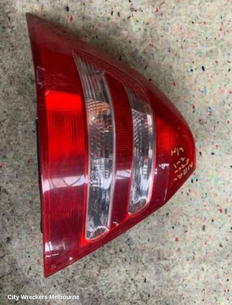MERCEDES C CLASS 2001 Left Taillight