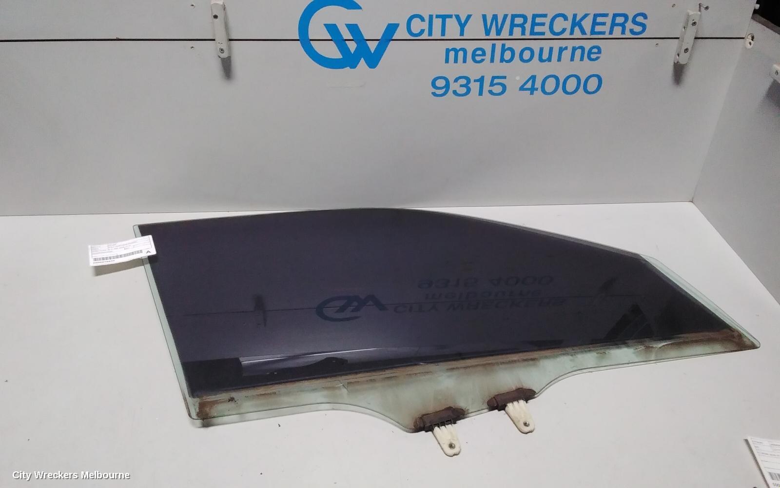 SUZUKI VITARA 2007 Right Front Door Window
