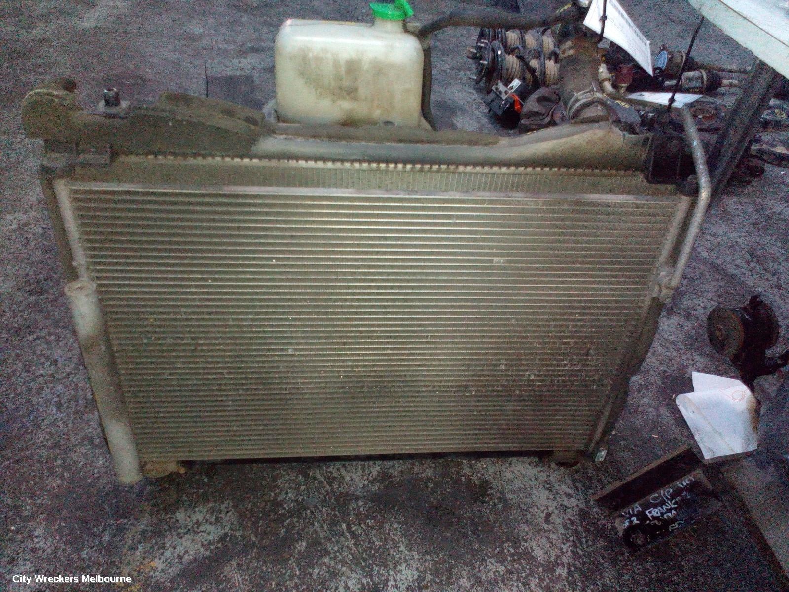 SUZUKI VITARA 2007 Radiator
