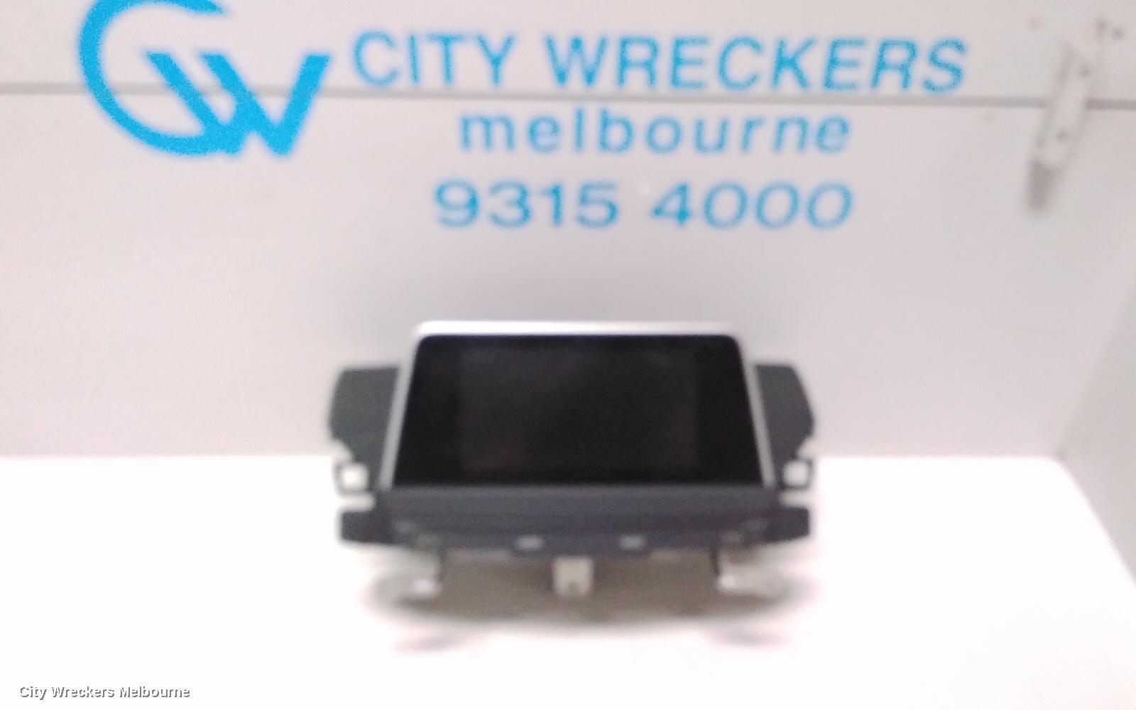 MITSUBISHI ECLIPSE CROSS 2018 Radio/Cd/Dvd/Sat/Tv