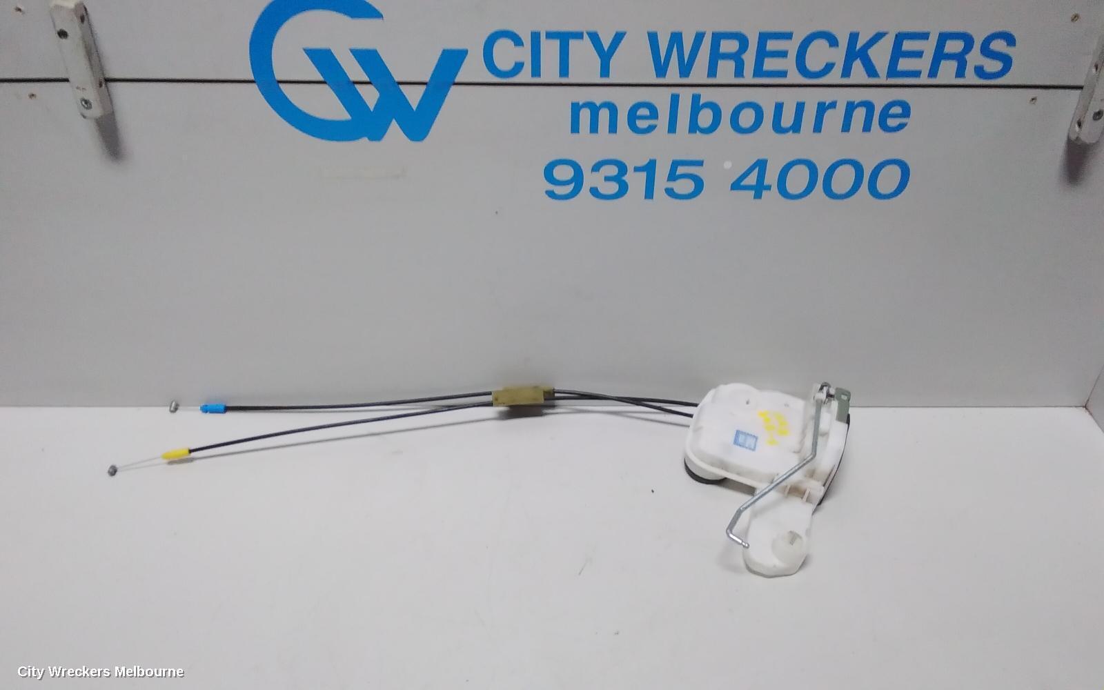 MITSUBISHI ECLIPSE CROSS 2018 Door/Boot/Gate Lock