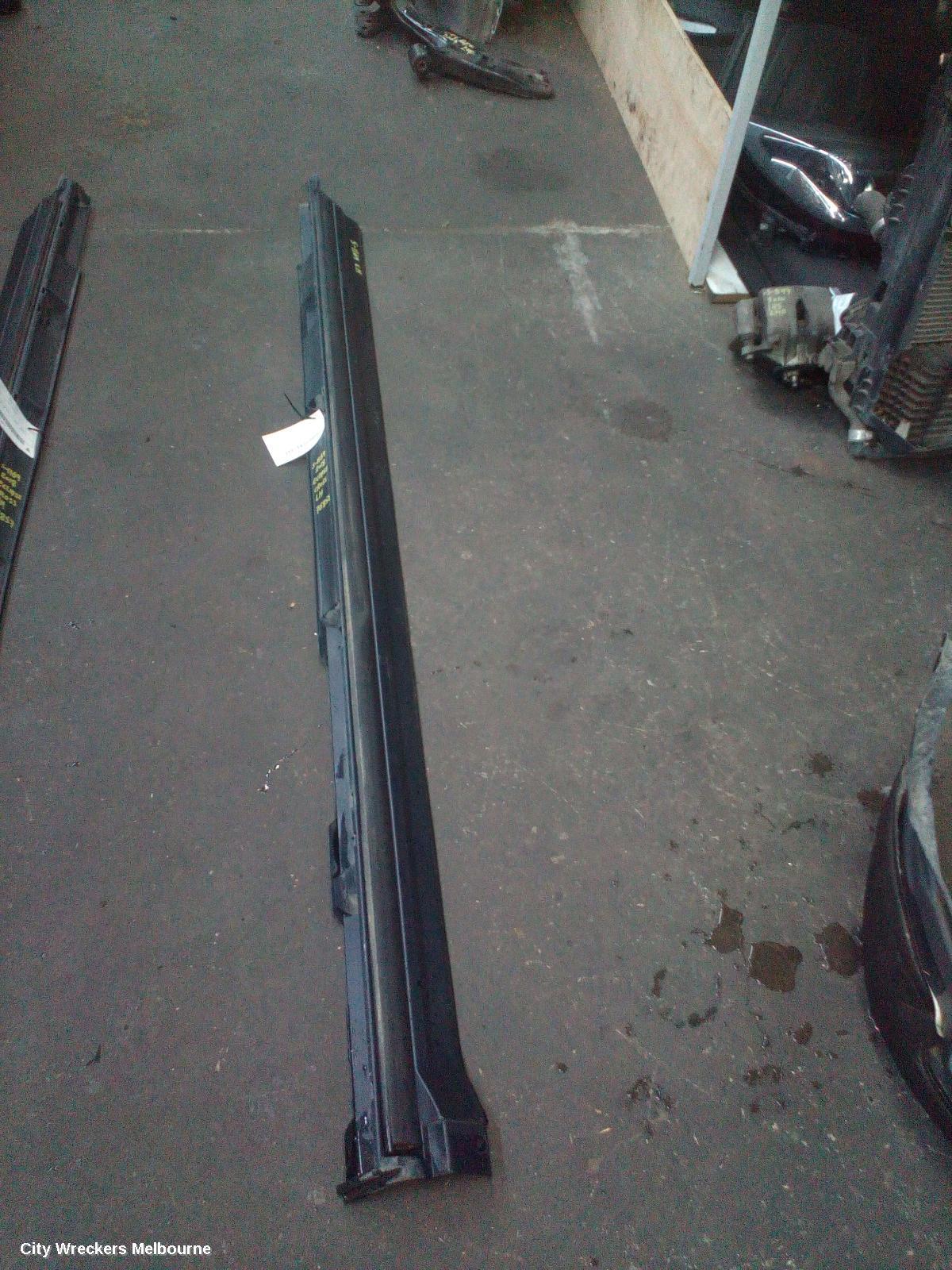 MITSUBISHI ECLIPSE CROSS 2018 Side Step/Skirt