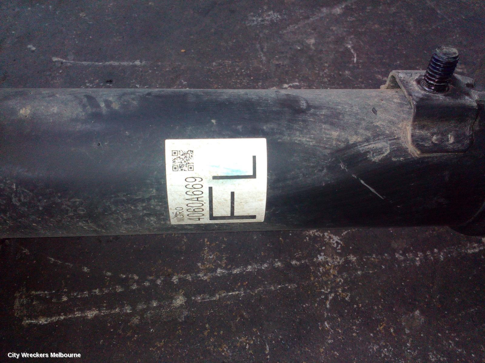MITSUBISHI ECLIPSE CROSS 2018 Left Front Strut